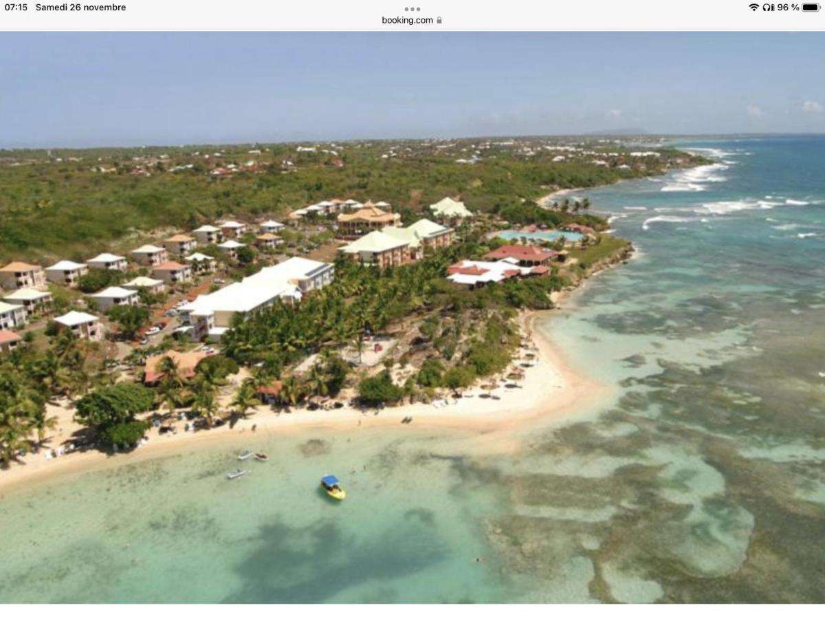 Brin D'Ile Anse Des Rochers Vue Mer A 50 M De La Plage Et Piscine Saint-Francois  Zewnętrze zdjęcie
